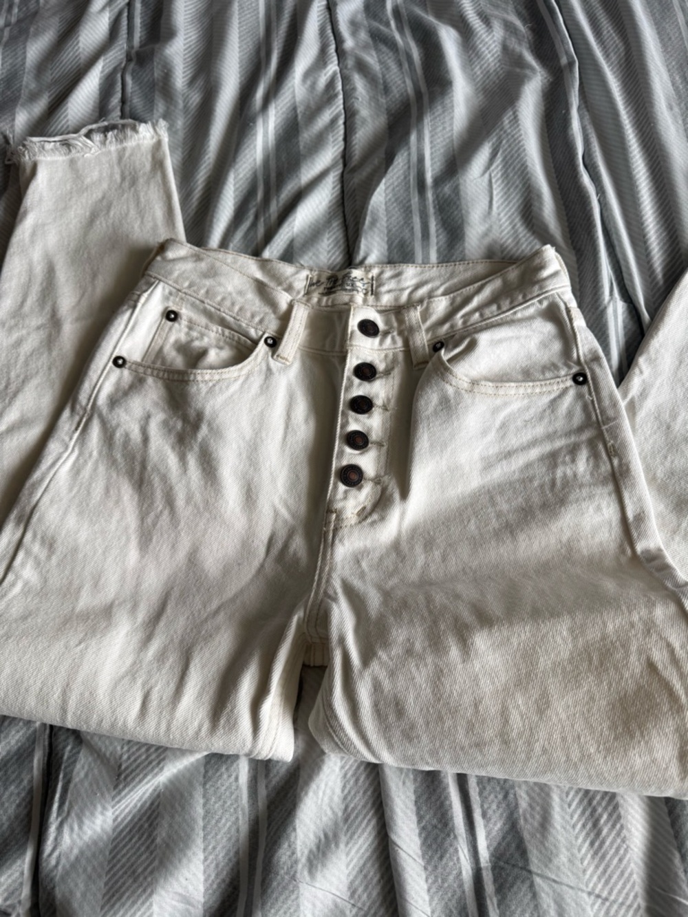Free People Women's High-Rise White/ Egg Shell Button-Fly Jeans Slim Straight